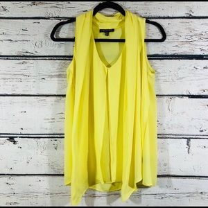 🌼 NWOT Limited Yellow Sleeveless Blouse Stunning Lightweight Top Size M